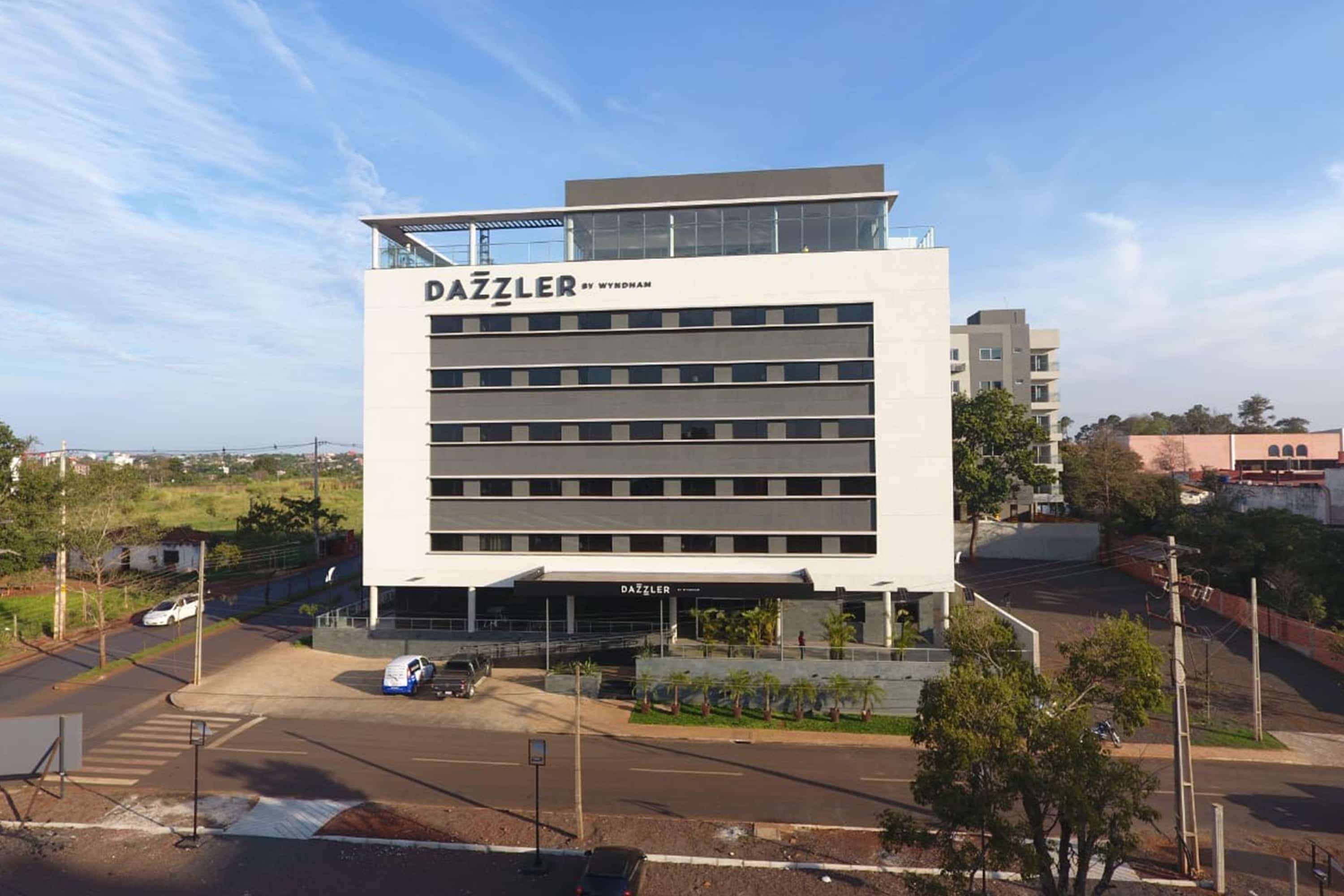 Dazzler By Wyndham Ciudad Del Este Exteriör bild